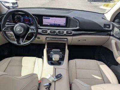 2024 Mercedes-Benz GLE — side profile view