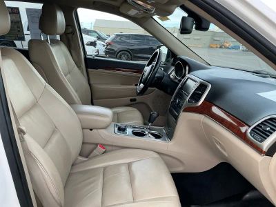 2012 Jeep Grand Cherokee - Photo 20