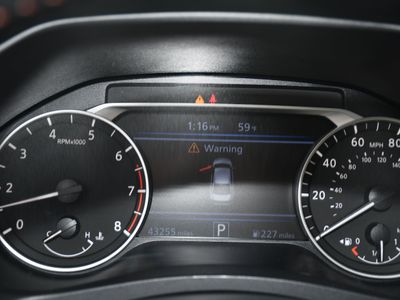 2023 Nissan Altima - Photo 13