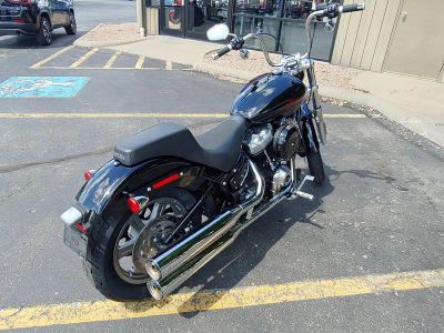 2024 HARLEY-DAVIDSON SOFTAIL — detail view
