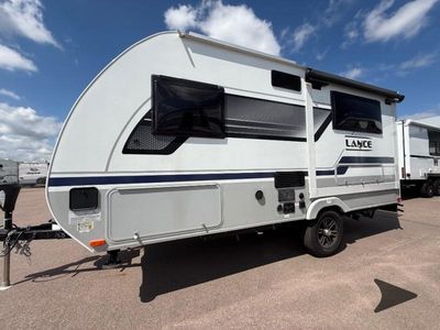 2024 Lance Lance Travel Trailers - Photo 3