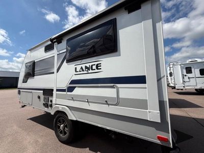 2024 Lance Lance Travel Trailers - Photo 5