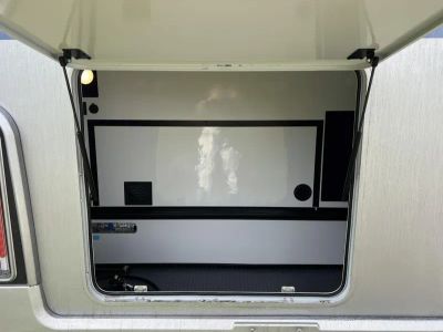 2026 Winnebago NAVION - Photo 33