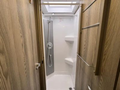 2026 Winnebago NAVION - Photo 19