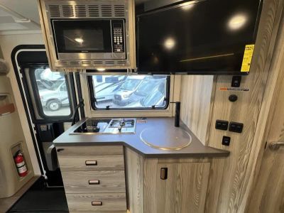 2026 Winnebago NAVION - Photo 7