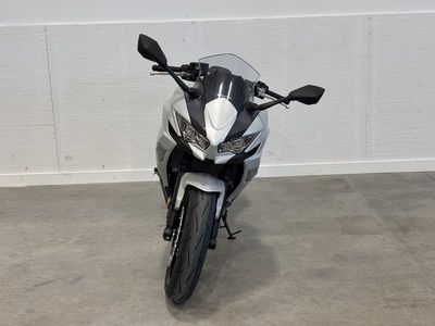 2026 Kawasaki Ninja 650 - Photo 4