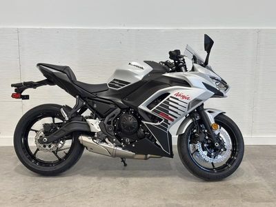 2026 Kawasaki Ninja 650 - Photo 10