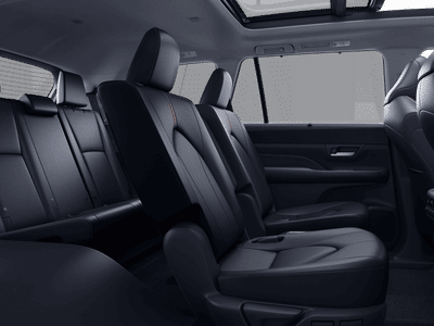 2026 Toyota Grand Highlander - Photo 2