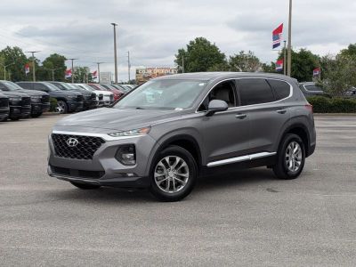 2020 Hyundai Santa Fe SEL in Gray — front three-quarter view