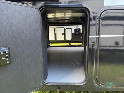 2025 Keystone RV Avalanche - Photo 50