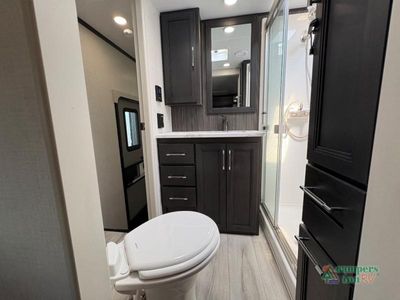 2025 Keystone RV Avalanche - Photo 39