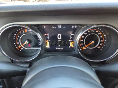 2019 Jeep Wrangler — photo 25 view