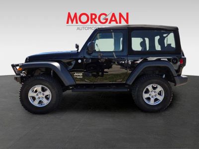 2019 Jeep Wrangler — engine compartment view