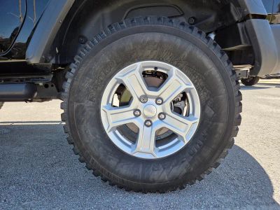 2019 Jeep Wrangler — photo 15 view