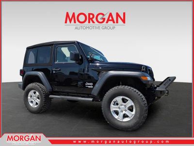 2019 Jeep Wrangler Sport S in Black — front three-quarter view