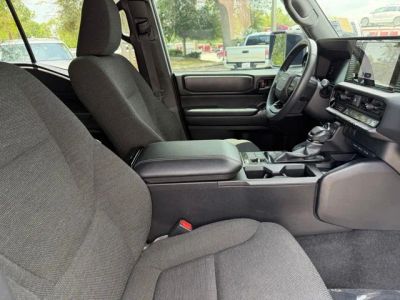 2024 Toyota Land Cruiser — photo 11 view