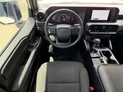 2024 Toyota Land Cruiser — photo 17 view