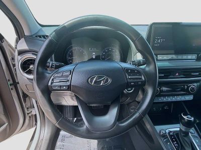 2023 Hyundai Kona — photo 8 view