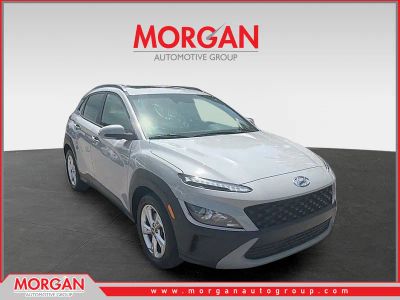 2023 Hyundai Kona SEL in Cyber Silver — front three-quarter view