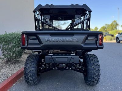 2025 Honda Pioneer 1000-6 Deluxe Crew - Photo 5