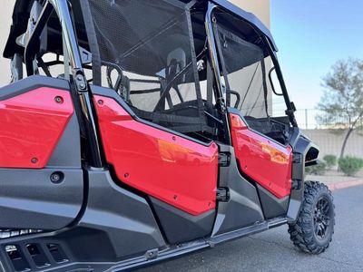 2025 Honda Pioneer 1000-6 Deluxe Crew - Photo 9