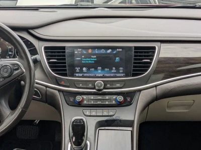 2017 Buick LaCrosse — photo 15 view