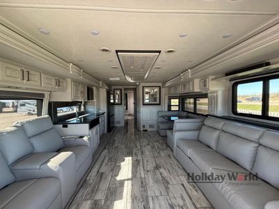2026 Fleetwood Discovery LXE - Photo 4