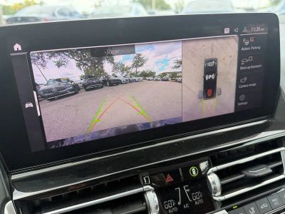2024 BMW 8 Series — photo 21 view