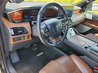 2023 Lincoln Navigator - Photo 4