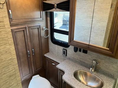 2020 Newmar BAY STAR — photo 21 view