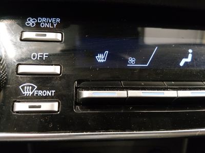 2023 Hyundai Sonata Hybrid - Photo 18