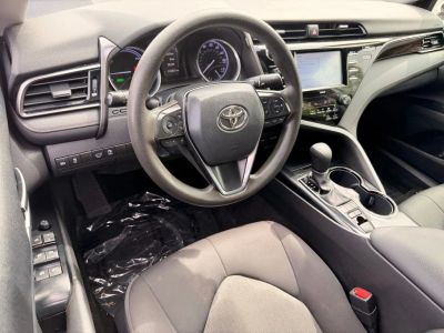 2020 Toyota Camry Hybrid - Photo 21