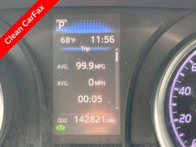 2020 Toyota Camry Hybrid - Photo 4