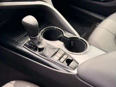 2020 Toyota Camry Hybrid - Photo 20