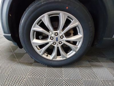 2023 Ford Explorer — photo 10 view