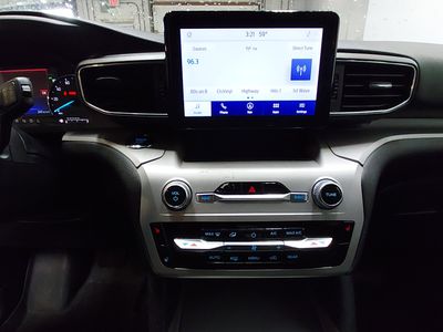 2023 Ford Explorer — photo 21 view