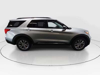 2023 Ford Explorer — photo 8 view