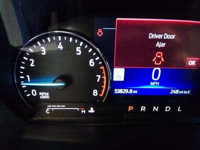 2023 Ford Explorer — photo 14 view