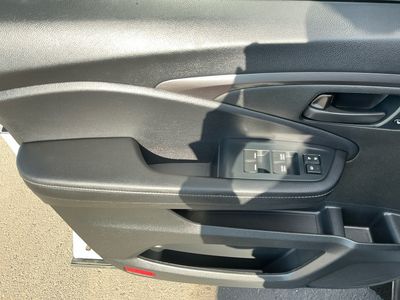 2023 Honda Passport - Photo 15
