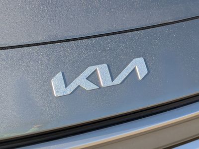2026 Kia Niro - Photo 11
