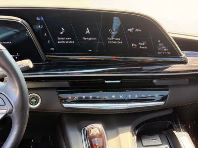 2023 Cadillac Escalade Sport - Photo 21