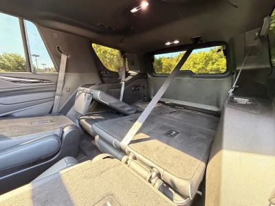 2023 Cadillac Escalade Sport - Photo 17
