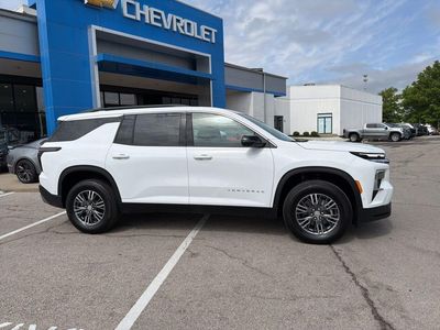 2026 Chevrolet Traverse - Photo 2