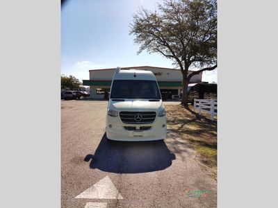2022 Grech RV Turismo-ion - Photo 2
