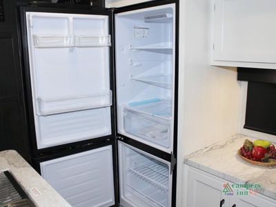 2026 Venture RV SportTrek - Photo 26