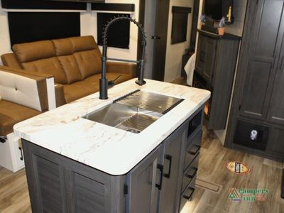 2026 Venture RV SportTrek - Photo 35