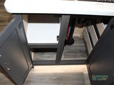 2026 Venture RV SportTrek - Photo 37