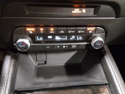 2025 Mazda CX-5 - Photo 17