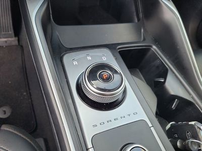 2021 Kia Sorento Hybrid - Photo 25