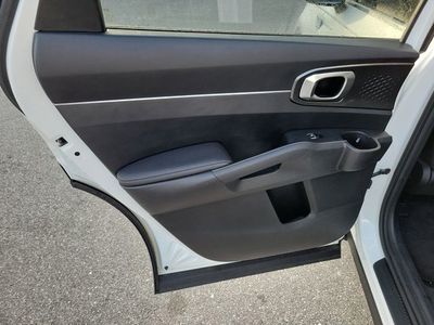 2021 Kia Sorento Hybrid - Photo 32